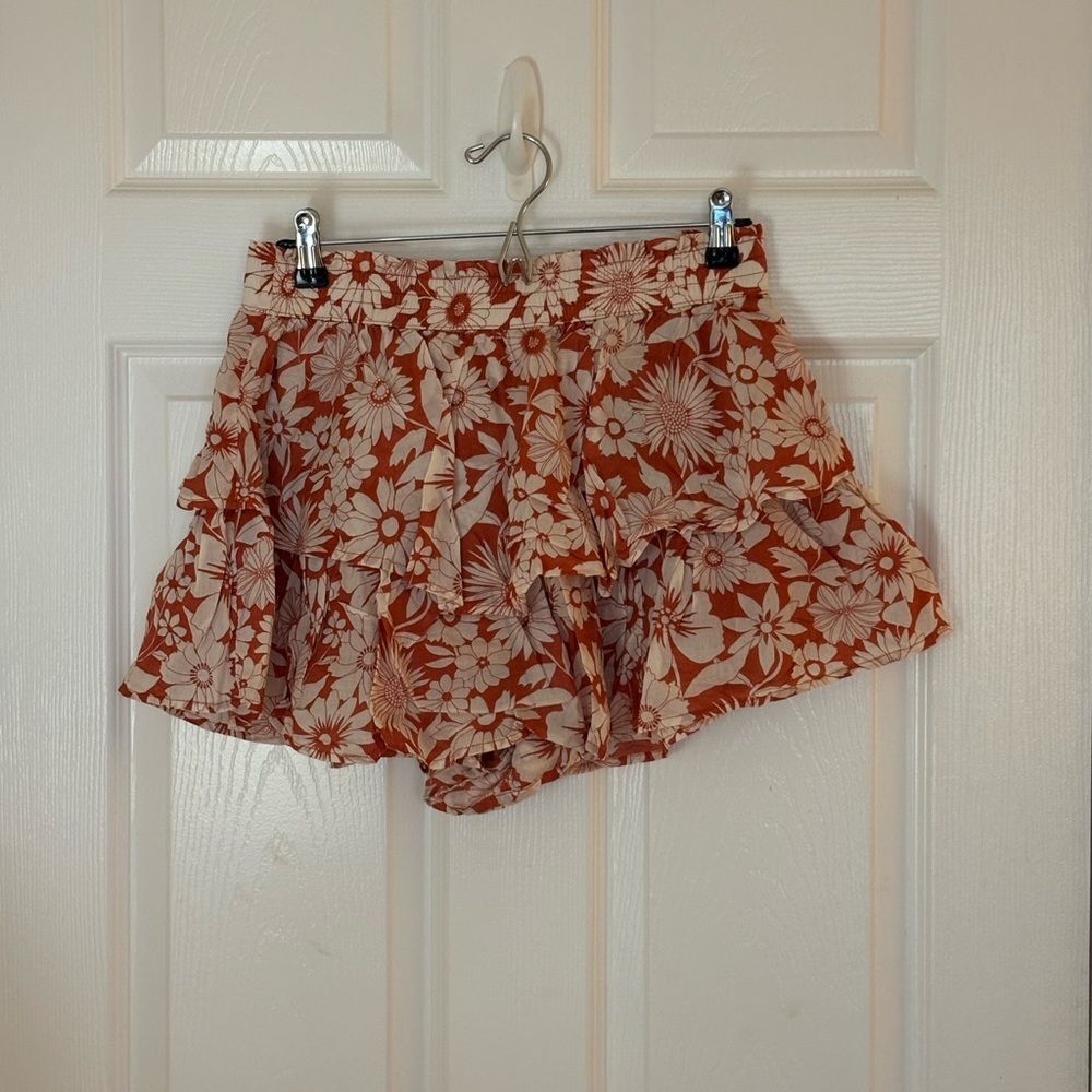 American Eagle Outfitters Rust and White Floral Shorts